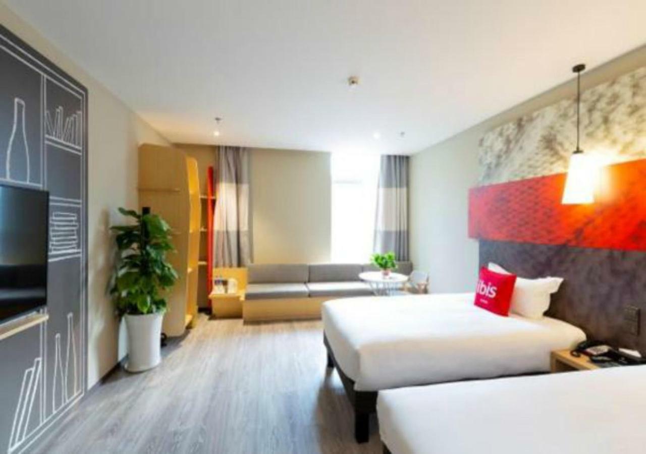 Ibis Xi'An Small Goose Pagoda Hotel Exterior photo