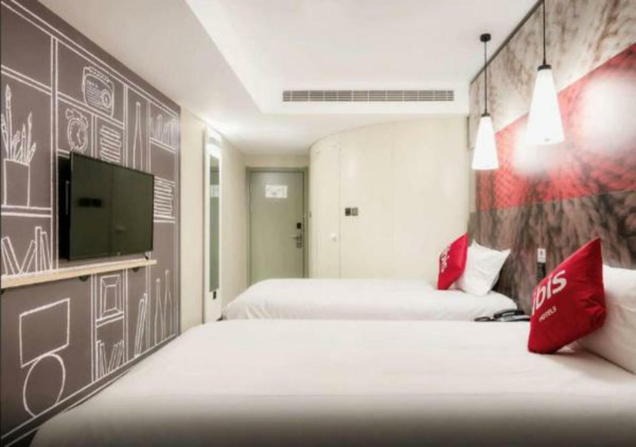 Ibis Xi'An Small Goose Pagoda Hotel Exterior photo